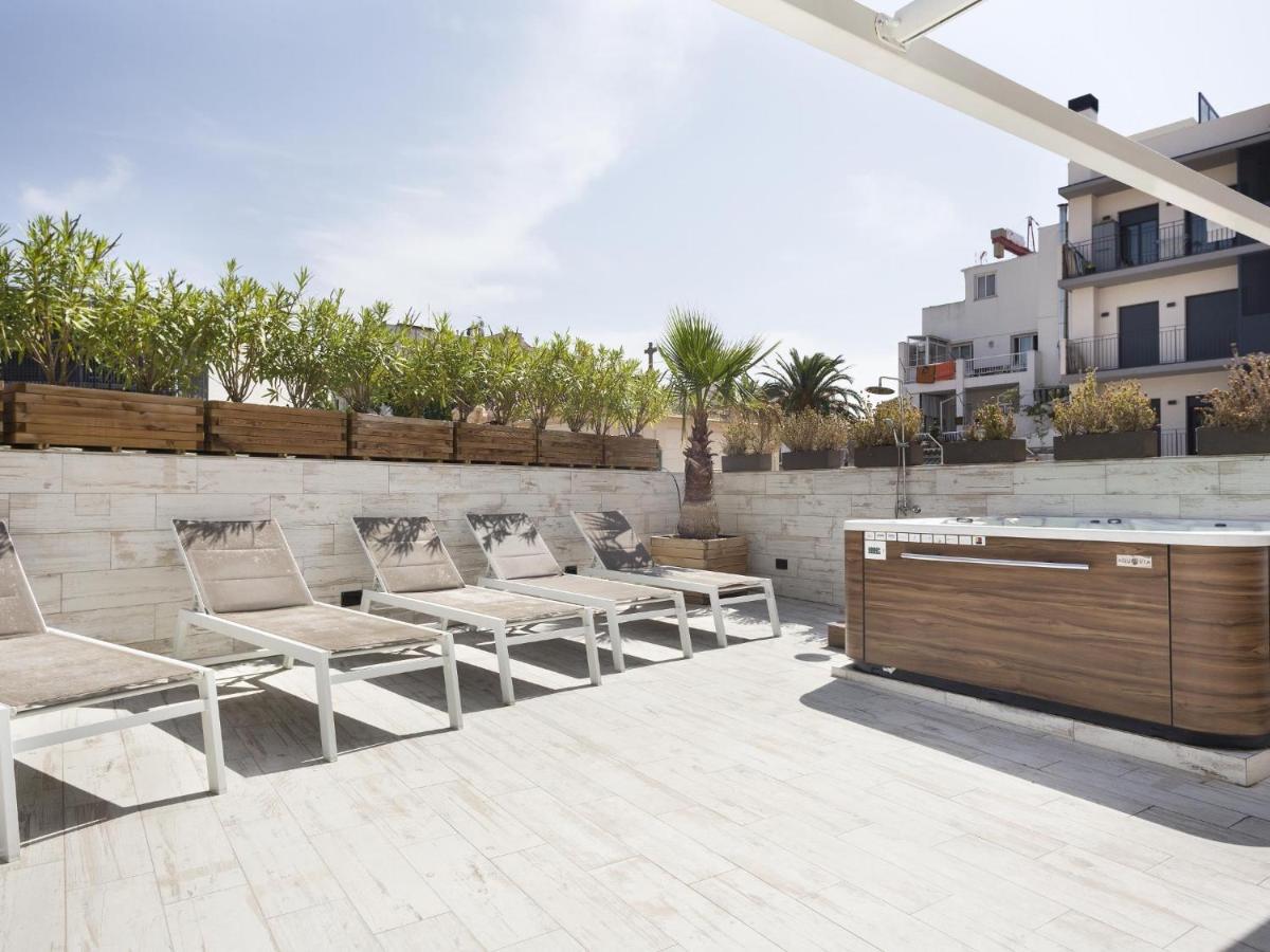 Sitges Spaces Mediterranean Apartments 5 Bedrooms, 4 Bathrooms, 75M2 Terrace, Centre Sitges- Sleeps 11 Exterior foto
