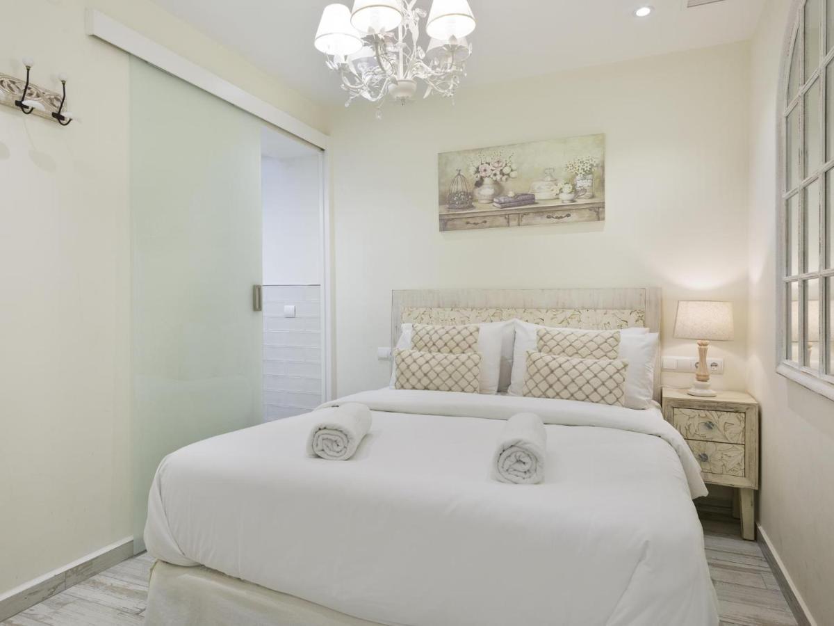 Sitges Spaces Mediterranean Apartments 5 Bedrooms, 4 Bathrooms, 75M2 Terrace, Centre Sitges- Sleeps 11 Exterior foto